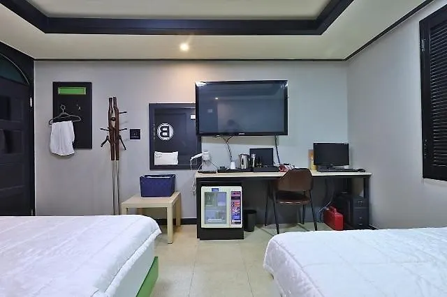 Motel Busan Gangseo Sinhodong Business Hotel