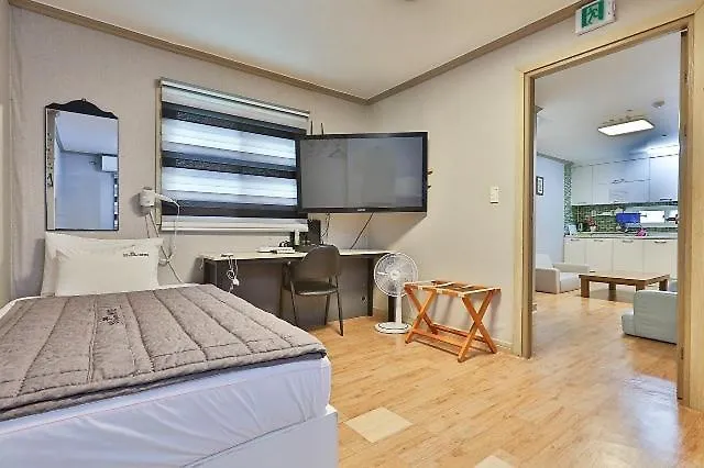 Busan Gangseo Sinhodong Business Hotel Motel