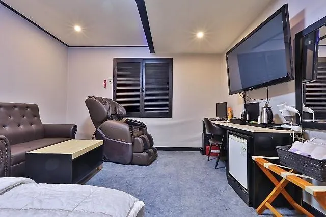 Motel Busan Gangseo Sinhodong Business Hotel South Korea