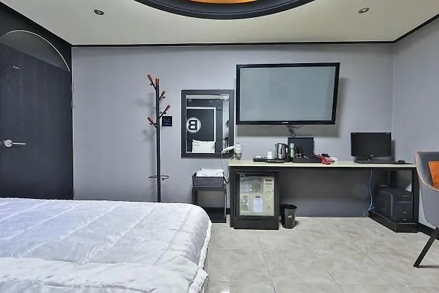 Busan Gangseo Sinhodong Business Hotel Motel